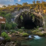 Equipe descobre caverna inédita no Vale do Rio Água Quente, em Goiás